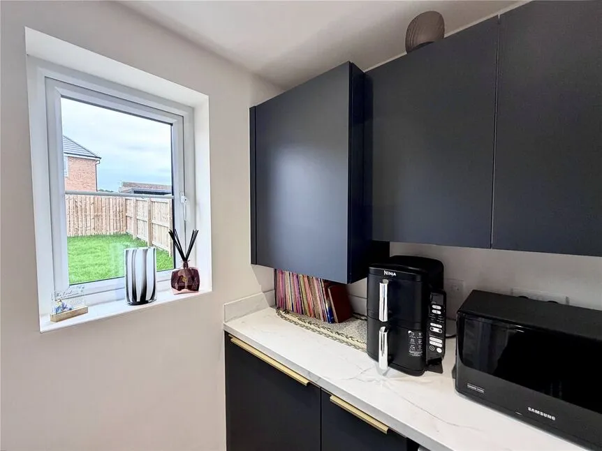 Netherfield Gardens, Wombwell, Barnsley, S73, photo 7