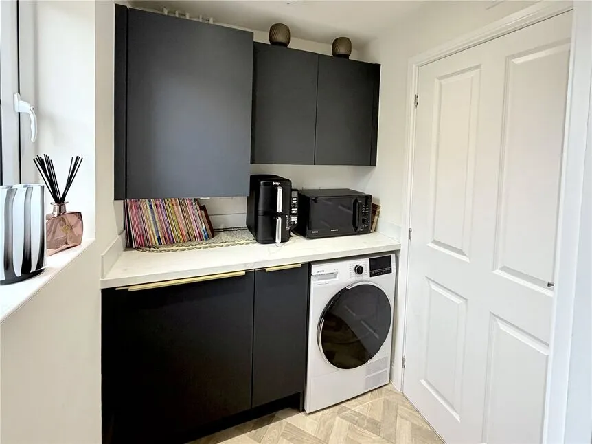 Netherfield Gardens, Wombwell, Barnsley, S73, photo 6