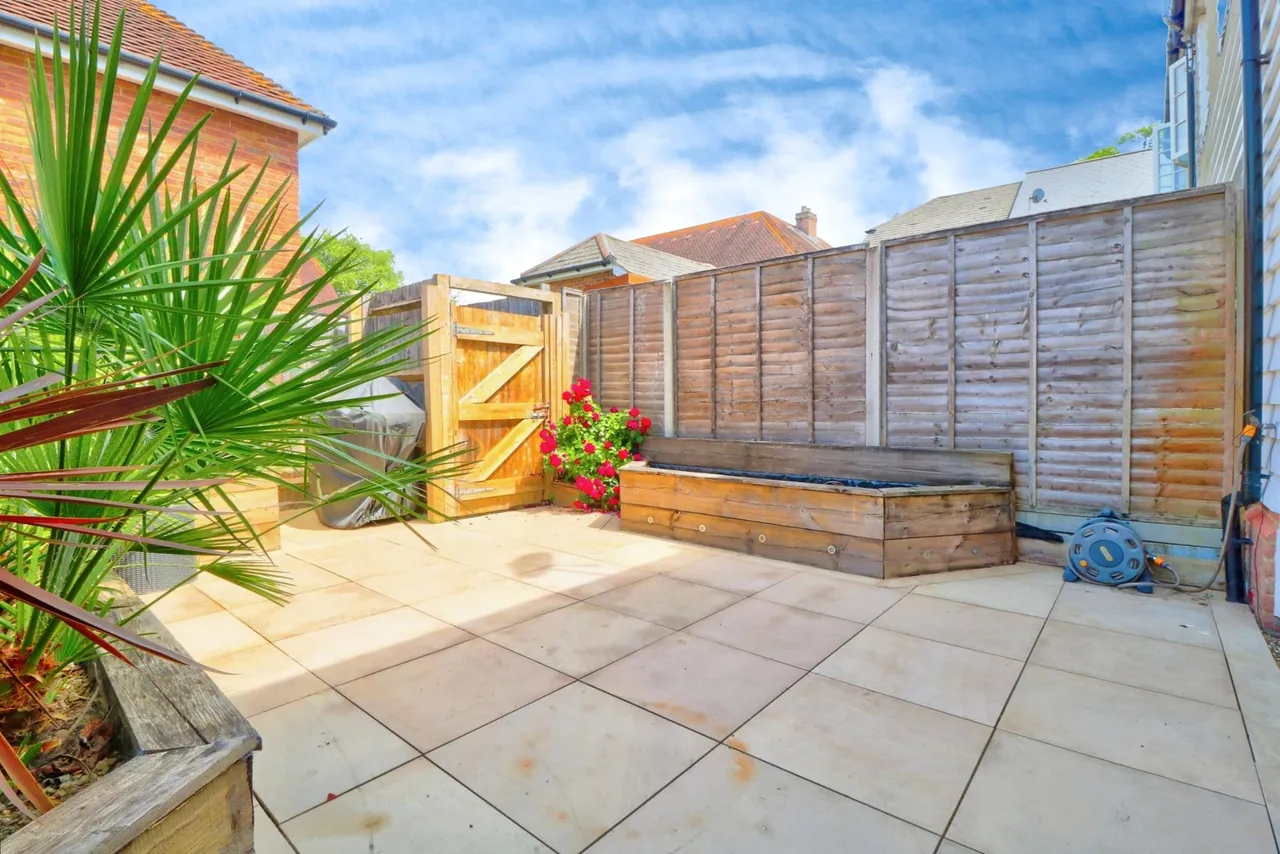 St. Benets Way, Tenterden, TN30, photo 14