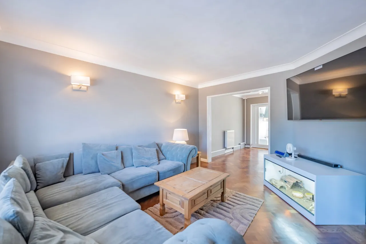 Eynswood Drive, Sidcup, DA14, photo 3