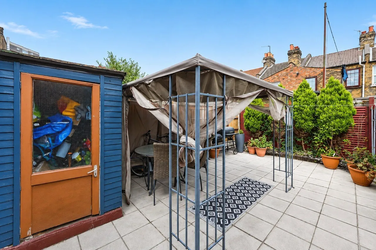 Tweedmouth Road, London, E13, photo 7