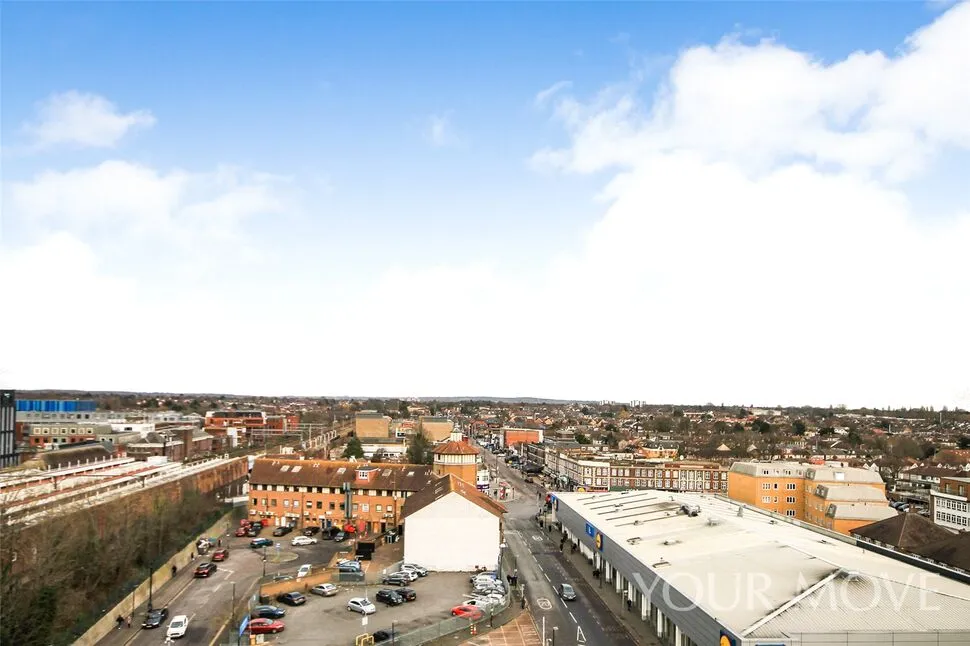 Atlanta Boulevard, Romford, RM1, photo 13
