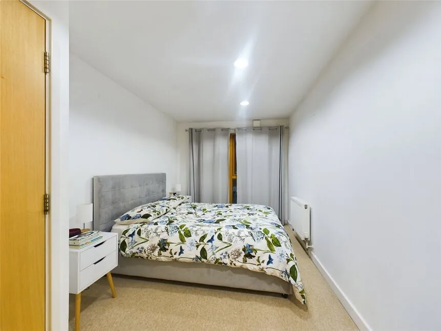 Atlanta Boulevard, Romford, RM1, photo 6