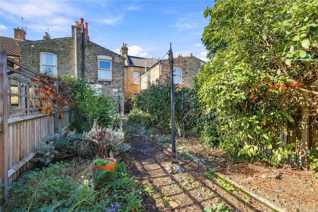 Coopersale Road, London, E9, photo 5