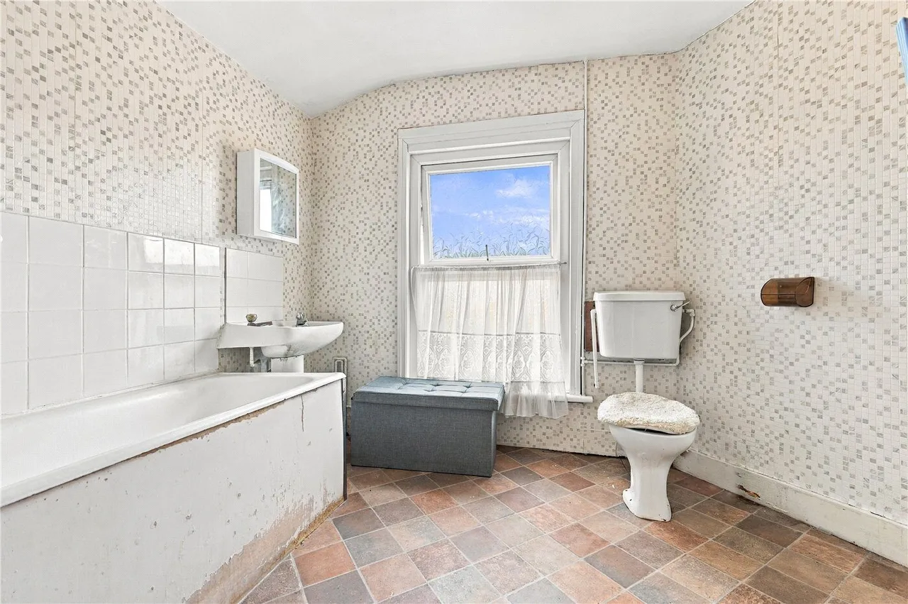 Coopersale Road, London, E9, photo 9