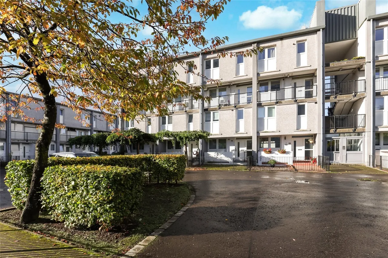 2 bed flat for sale, Commercial Court, Glasgow, G5