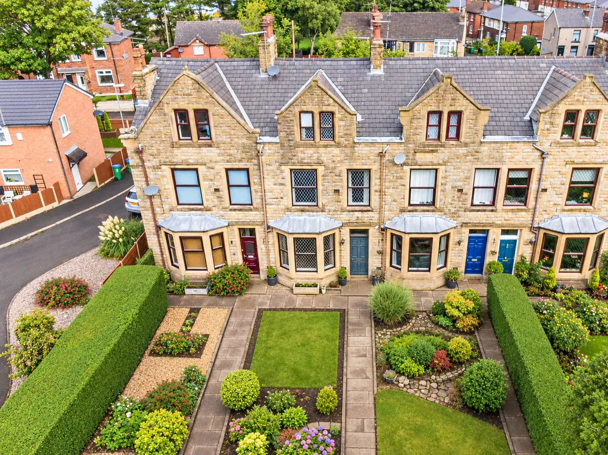 Rochdale, OL12, photo 15