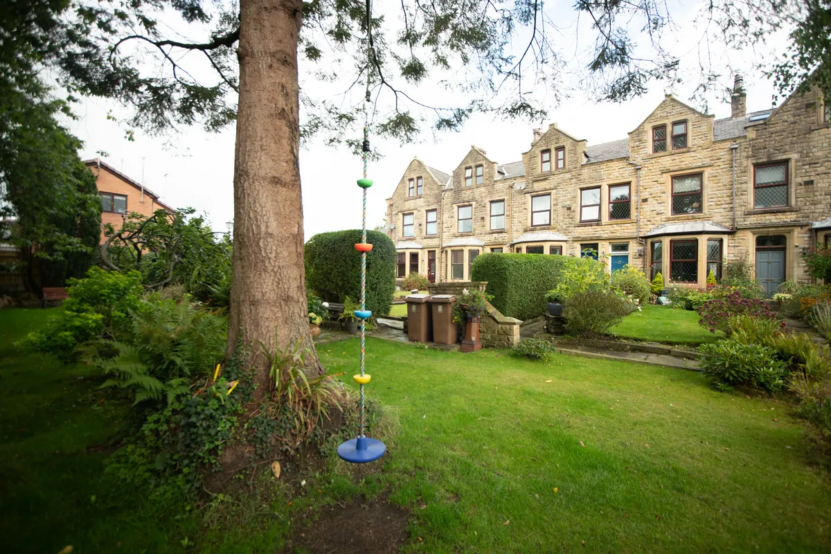 Rochdale, OL12, photo 13
