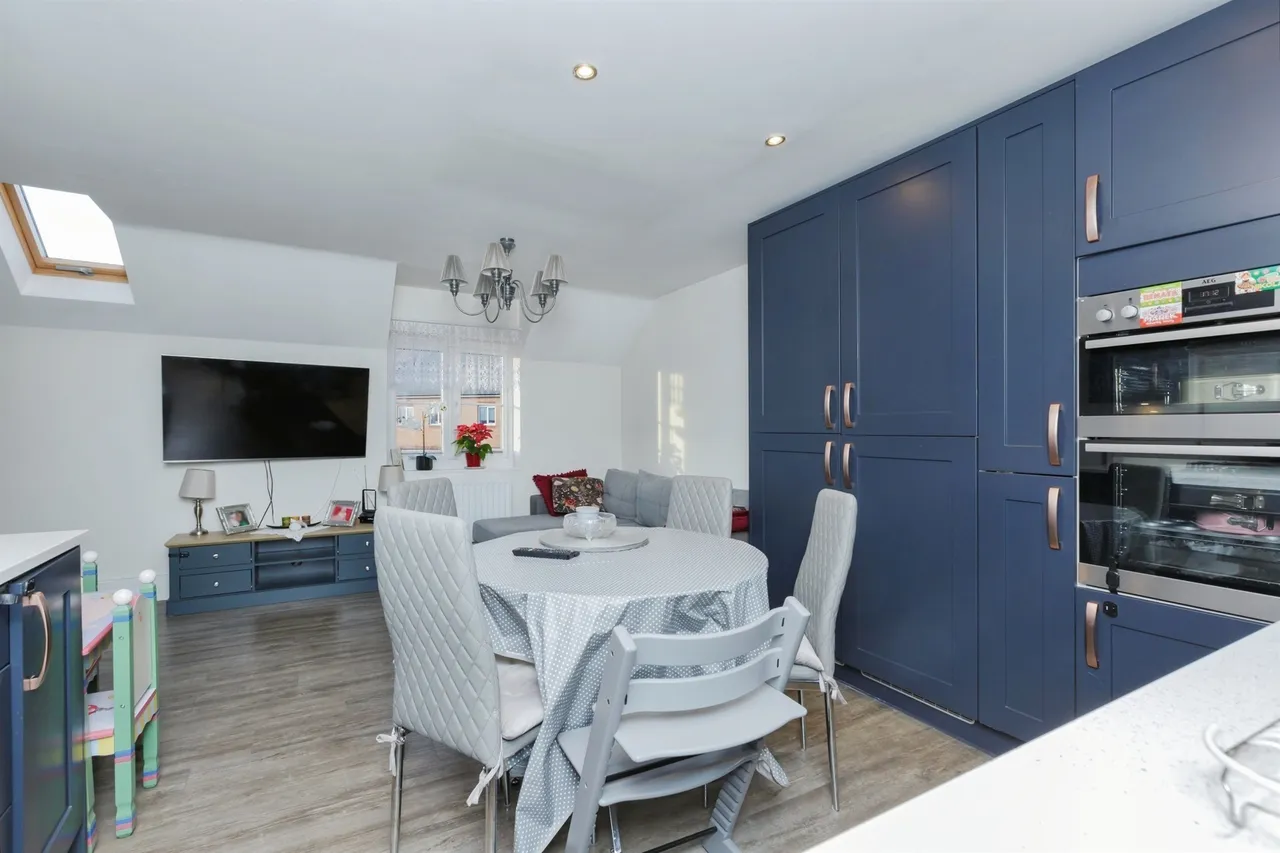 Awe Drive, Lubbesthorpe, Leicester, photo 5