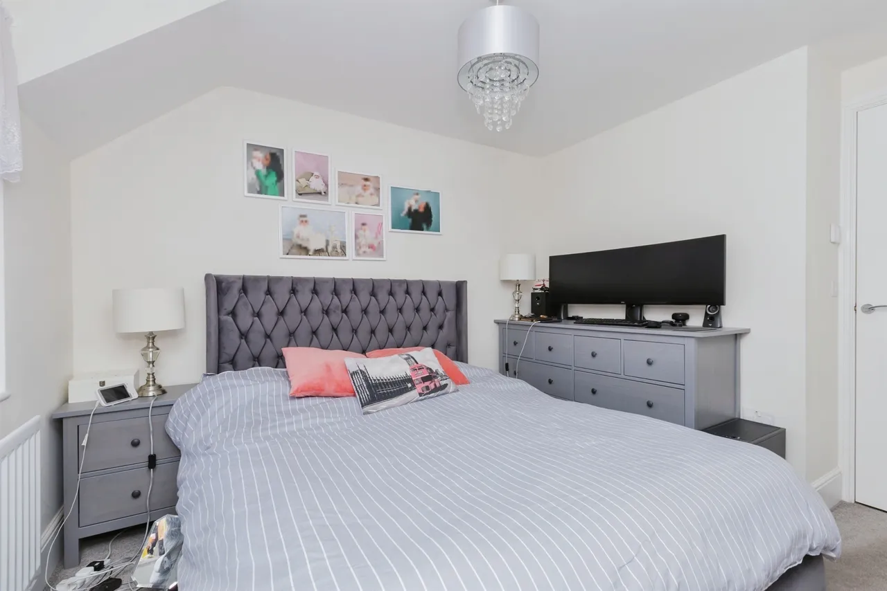 Awe Drive, Lubbesthorpe, Leicester, photo 6