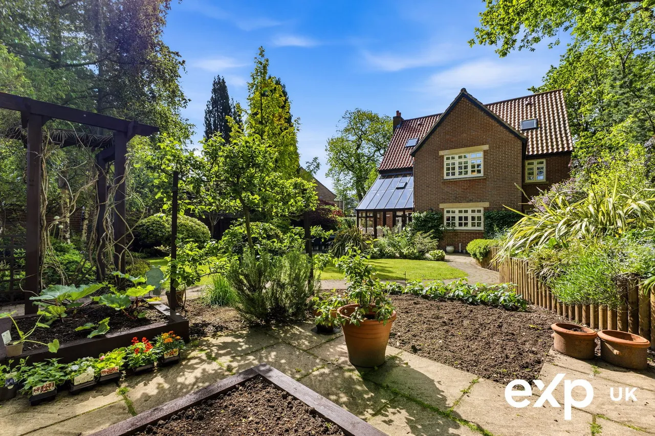 Fox Hollow, Ravenshead, photo 37