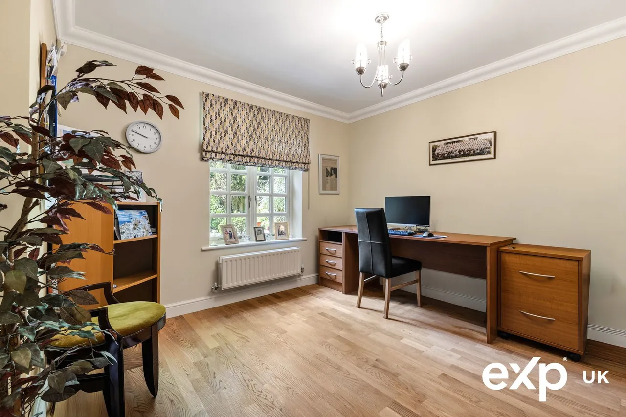 Fox Hollow, Ravenshead, photo 16