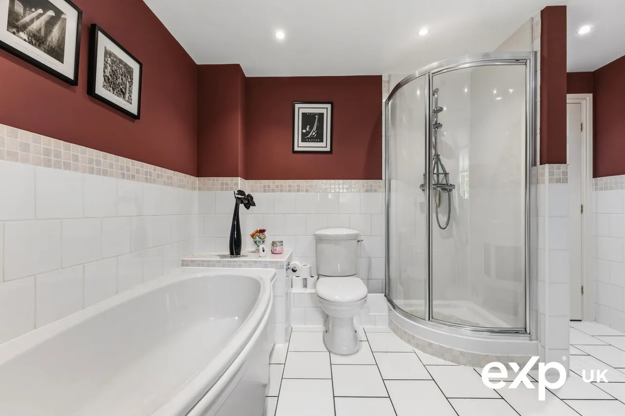 Fox Hollow, Ravenshead, photo 30