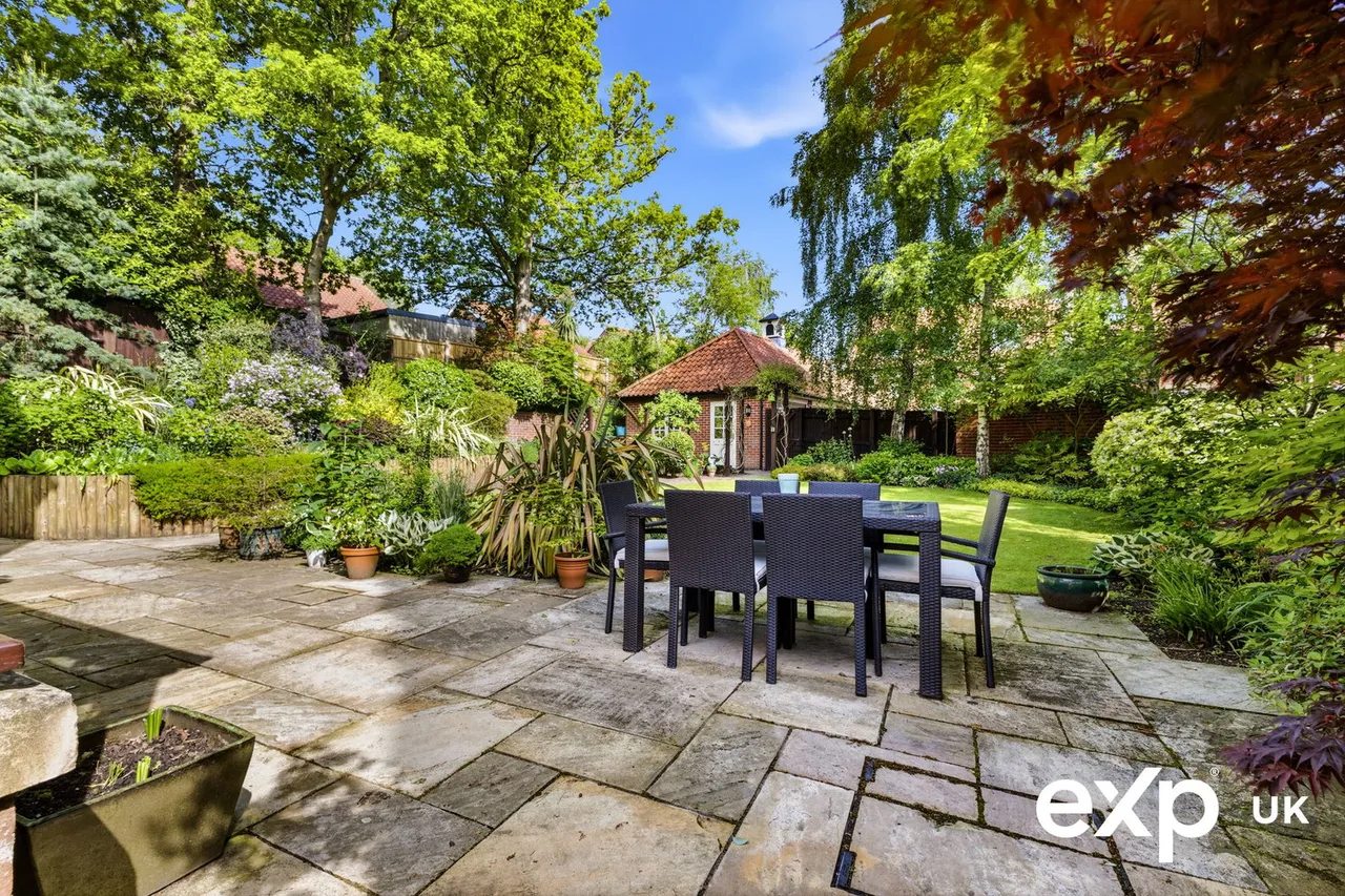 Fox Hollow, Ravenshead, photo 35