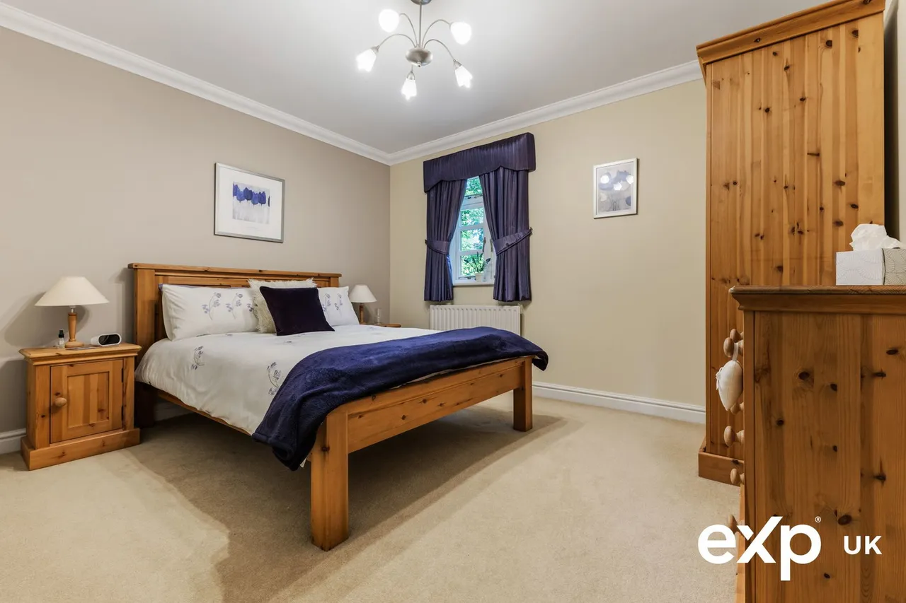 Fox Hollow, Ravenshead, photo 23