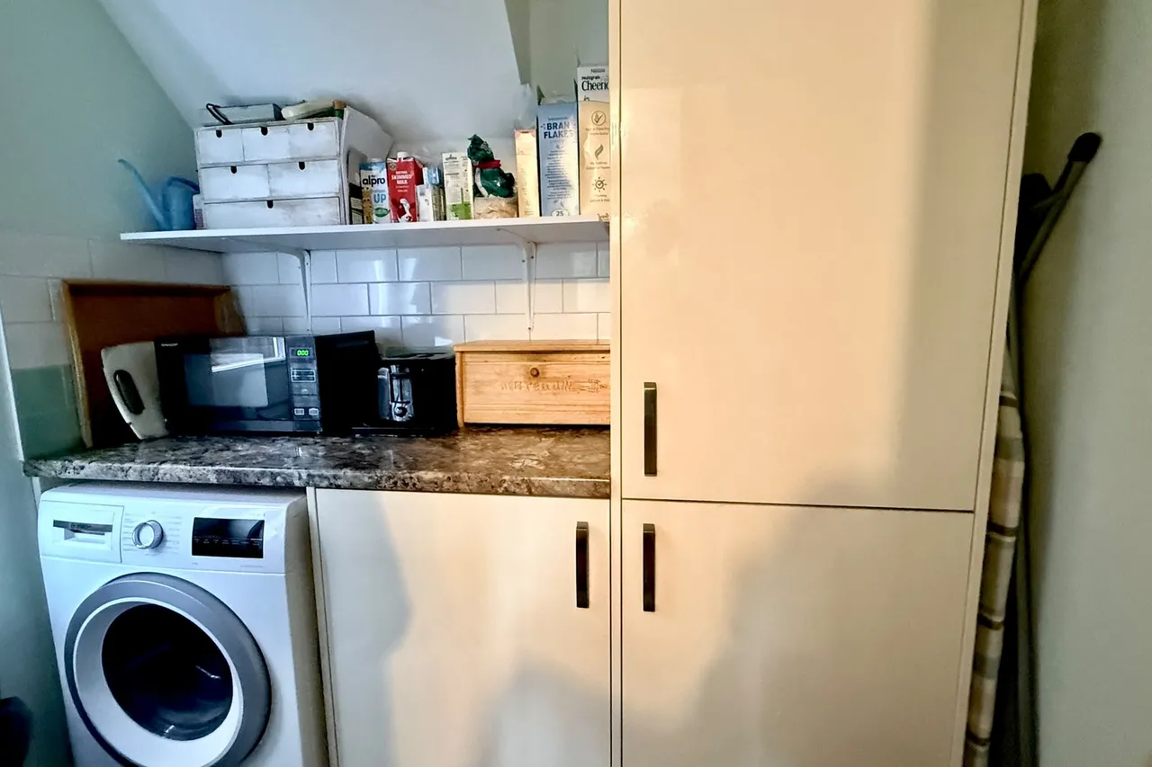 Taylor Way, Verwood, BH31, photo 6