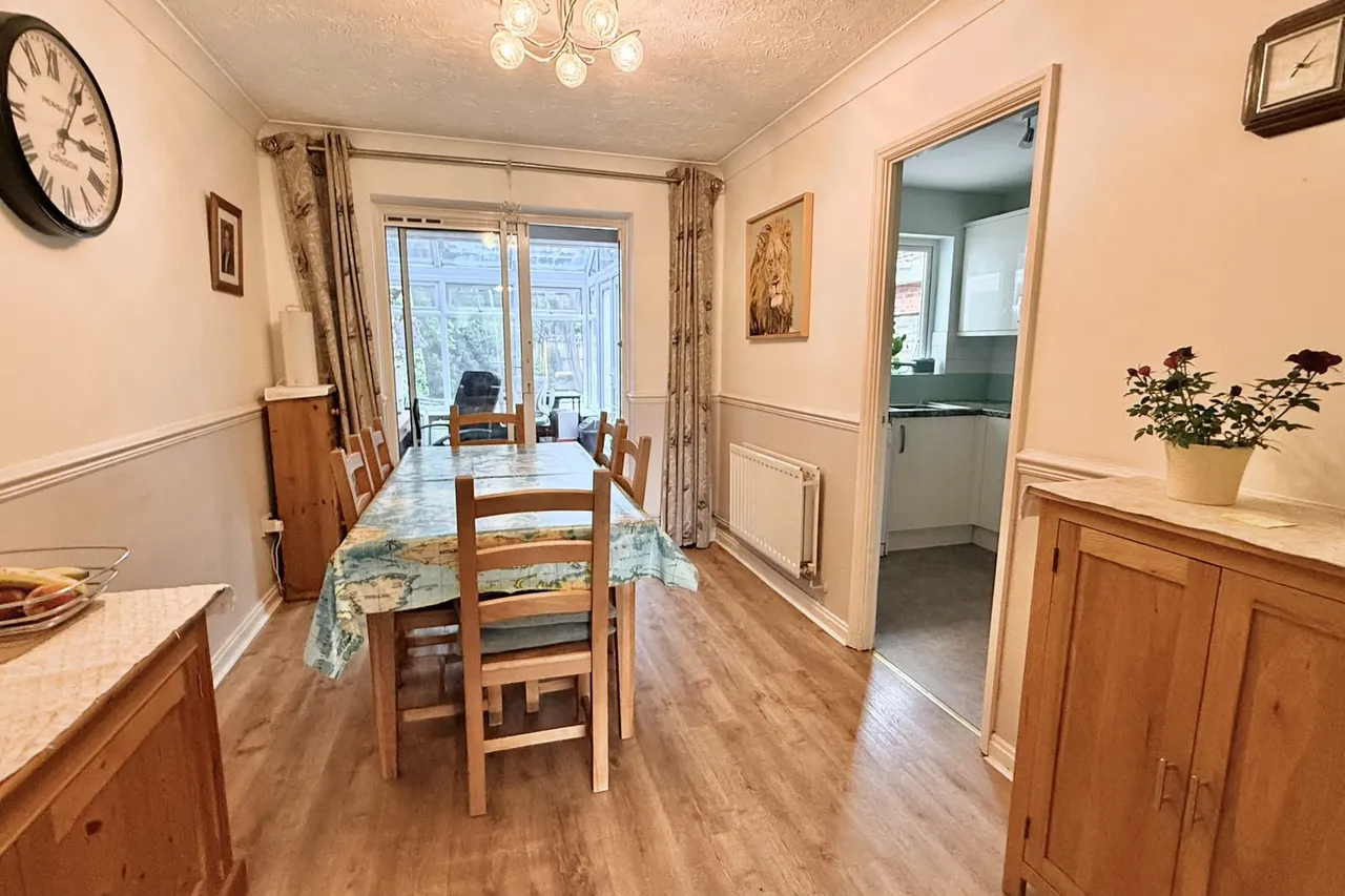 Taylor Way, Verwood, BH31, photo 9