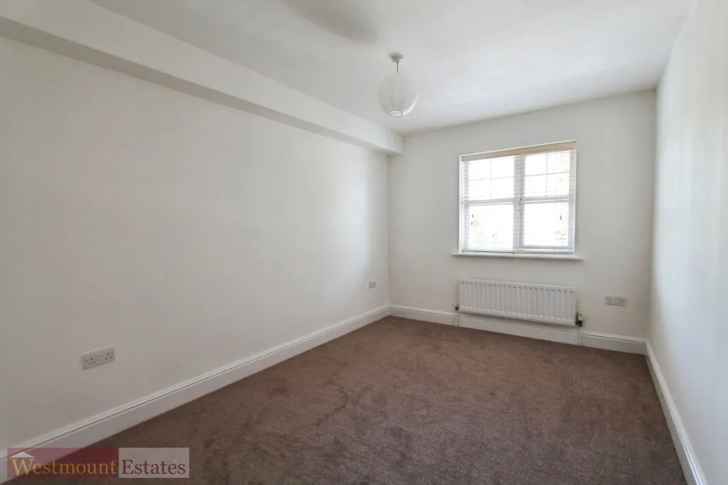 Newbury Close, Dartford, photo 6