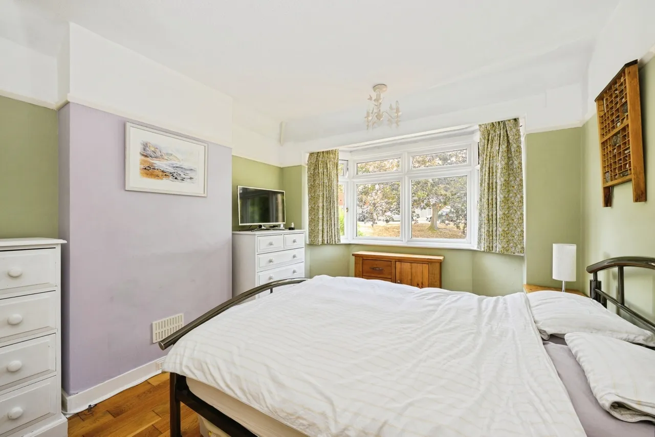 Roke Road, Kenley, Surrey, CR8, photo 5