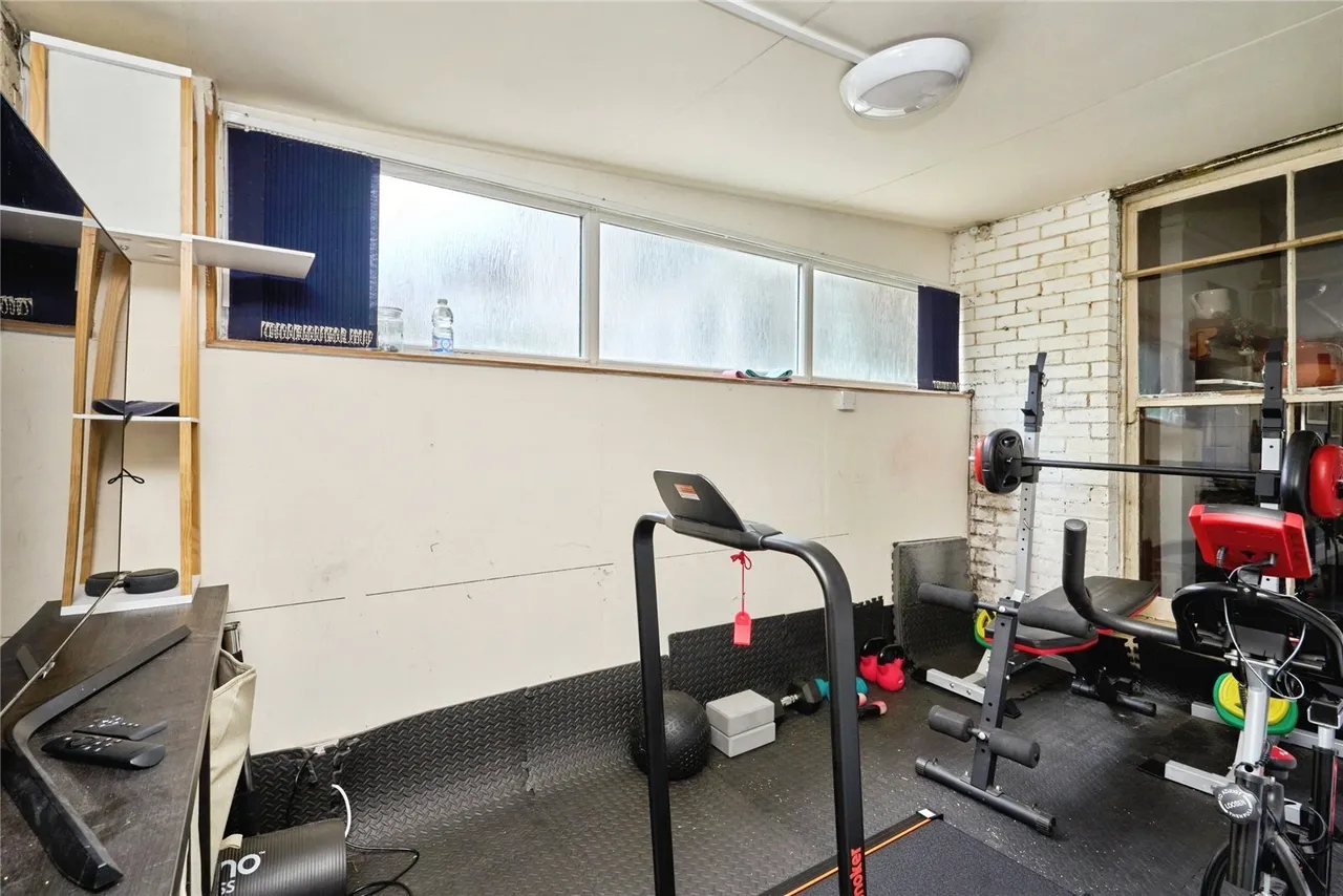 Station Avenue, Sandown, PO36, photo 15