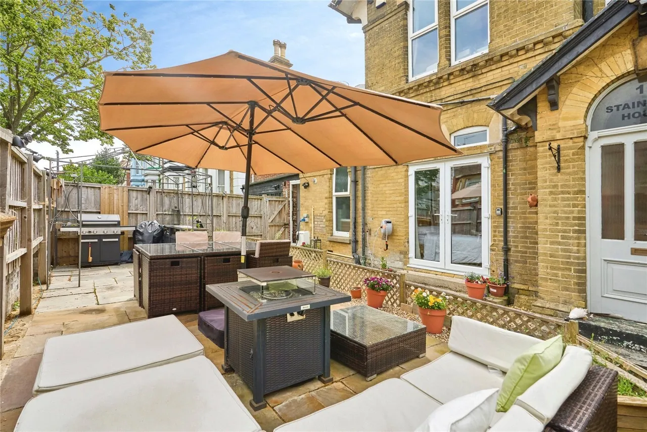 Station Avenue, Sandown, PO36, photo 12