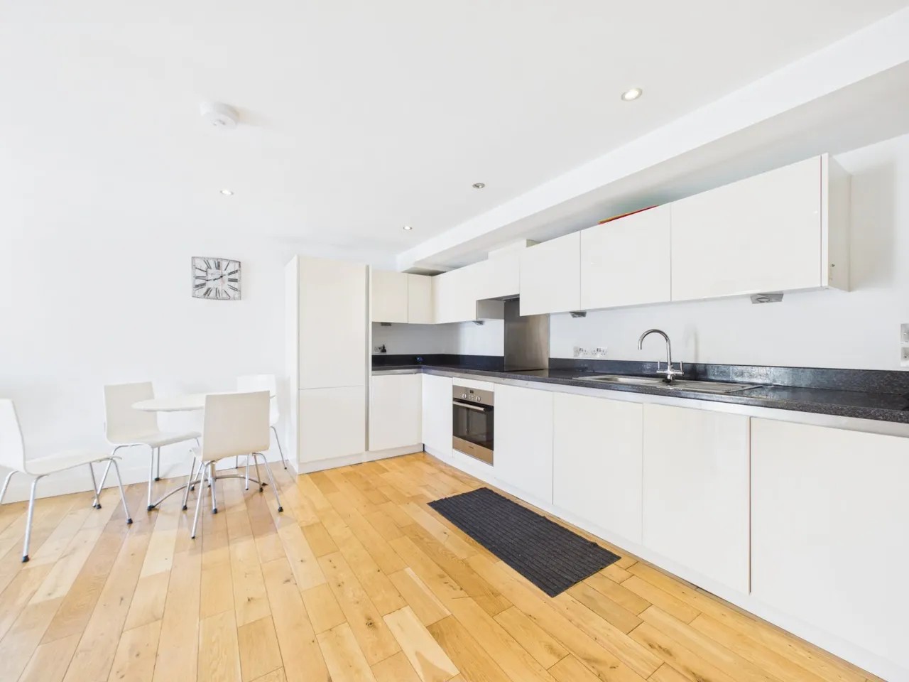 Church Road, Ashford, TW15, photo 4