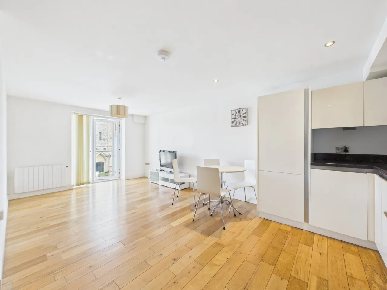2 bed church road, ashford, surrey,tw15 for sale, Church Road, Ashford, TW15