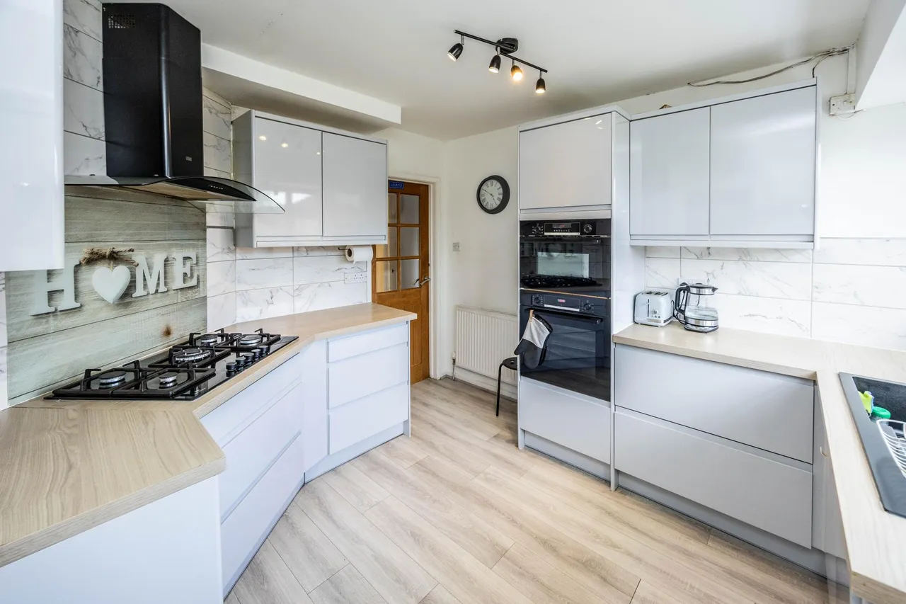Howard Avenue, Huddersfield, HD3, photo 3