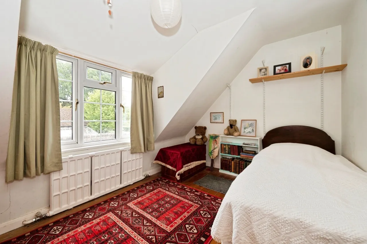 Hawksfold Lane East, Fernhurst, GU27, photo 8
