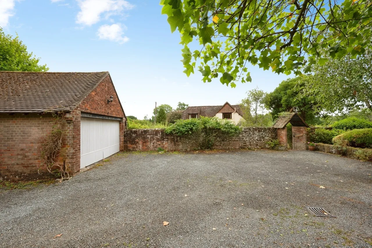 Hawksfold Lane East, Fernhurst, GU27, photo 12