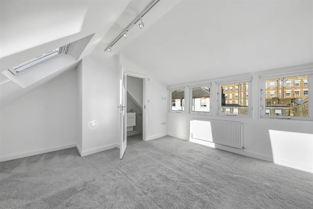 Perrins Lane, Hampstead, NW3, photo 11