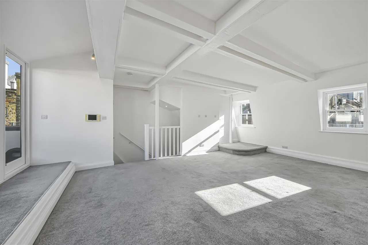 Perrins Lane, Hampstead, NW3, photo 10
