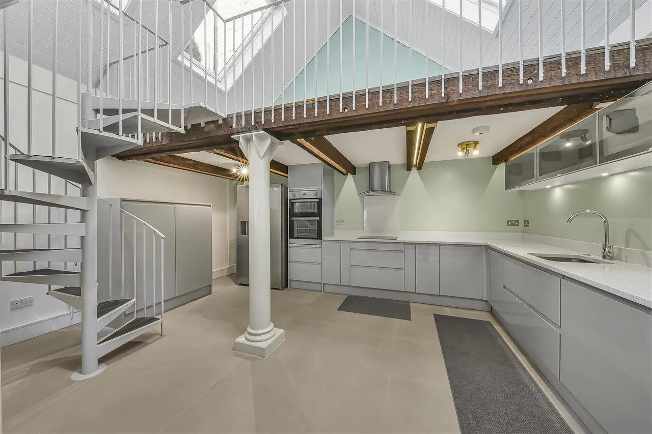 Perrins Lane, Hampstead, NW3, photo 5