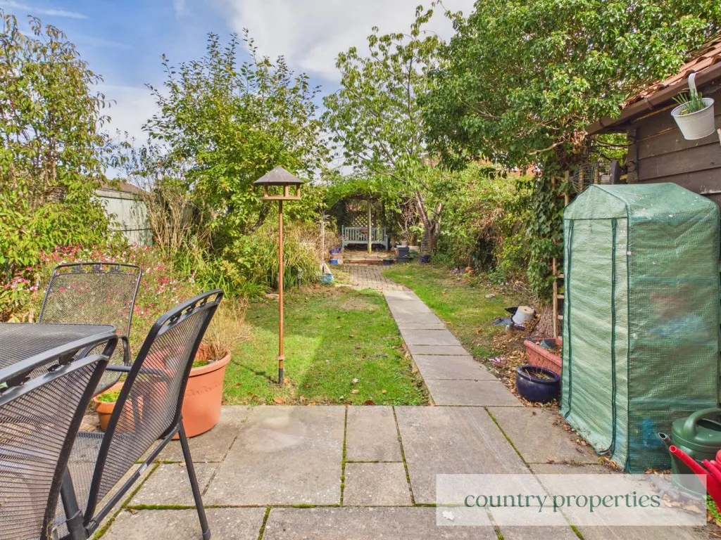 Woodhall Lane, Welwyn Garden City, AL7, photo 13