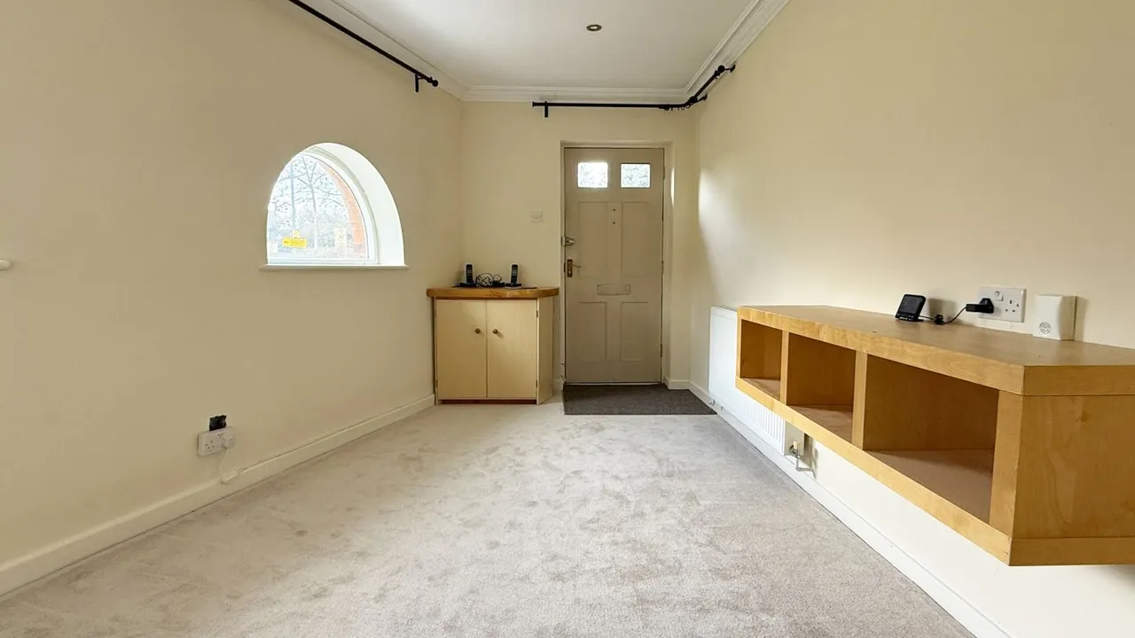 Hitchin Street, Baldock, SG7, photo 5