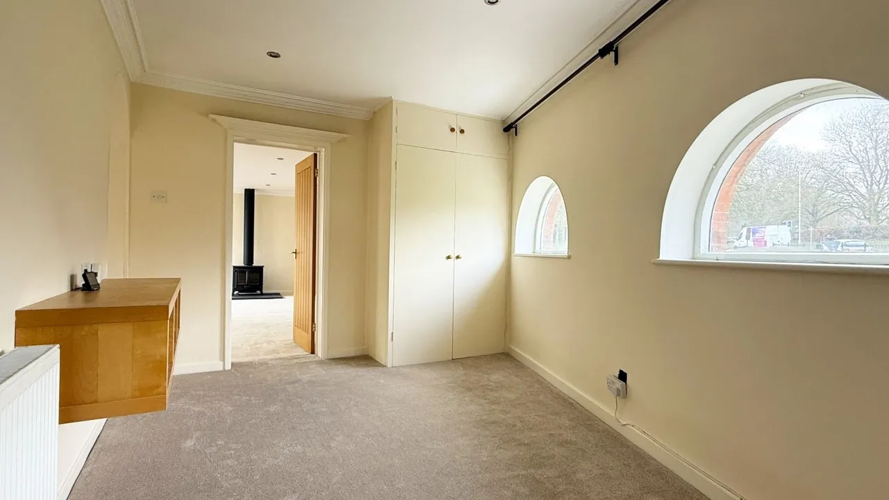 Hitchin Street, Baldock, SG7, photo 6