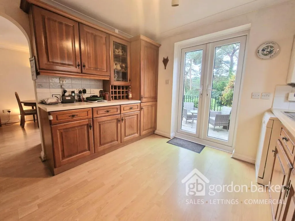 Brackendale Road, Bournemouth, BH8 9HZ, photo 14