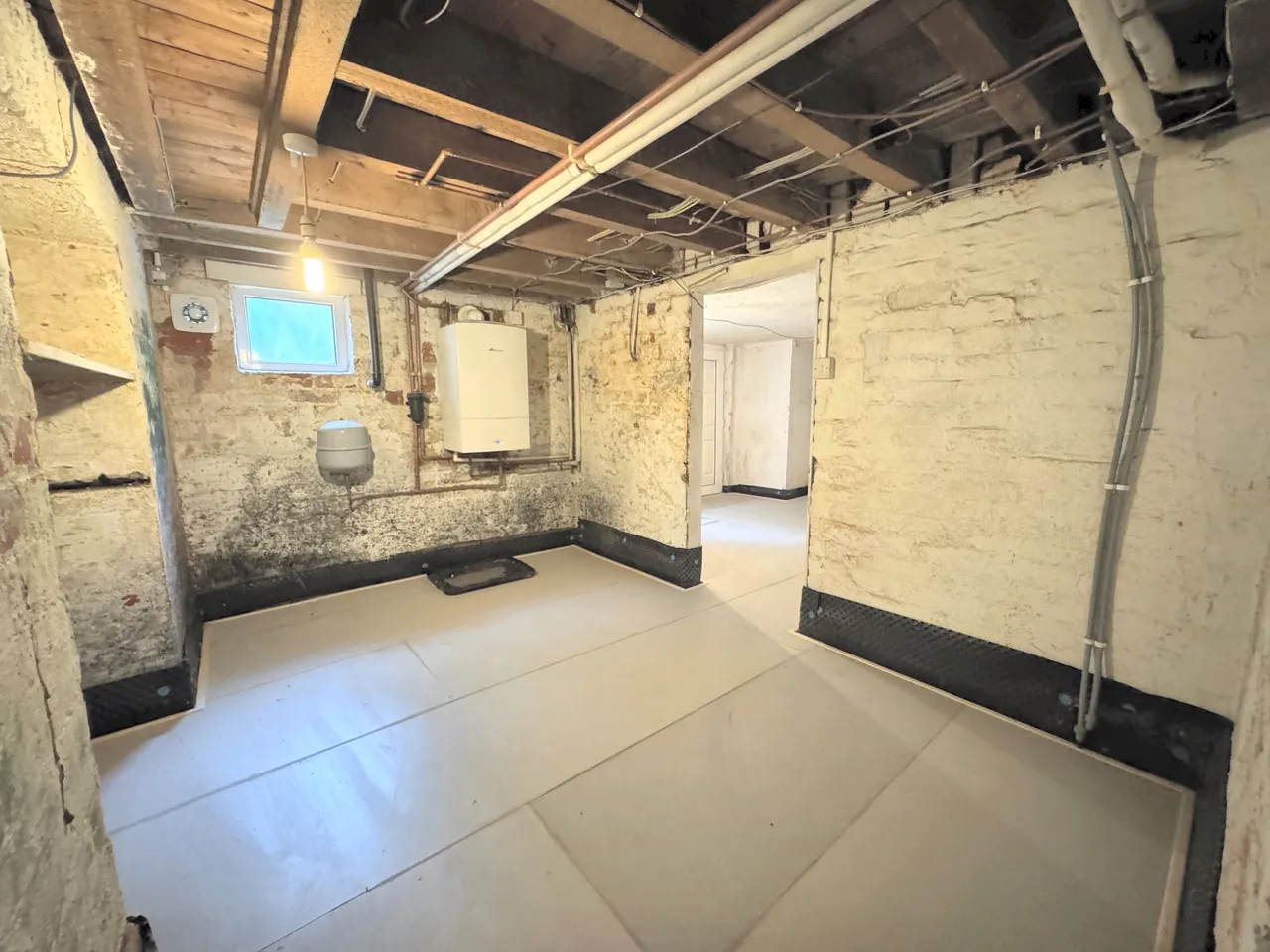 Dialstone Lane, Stockport, SK2, photo 16