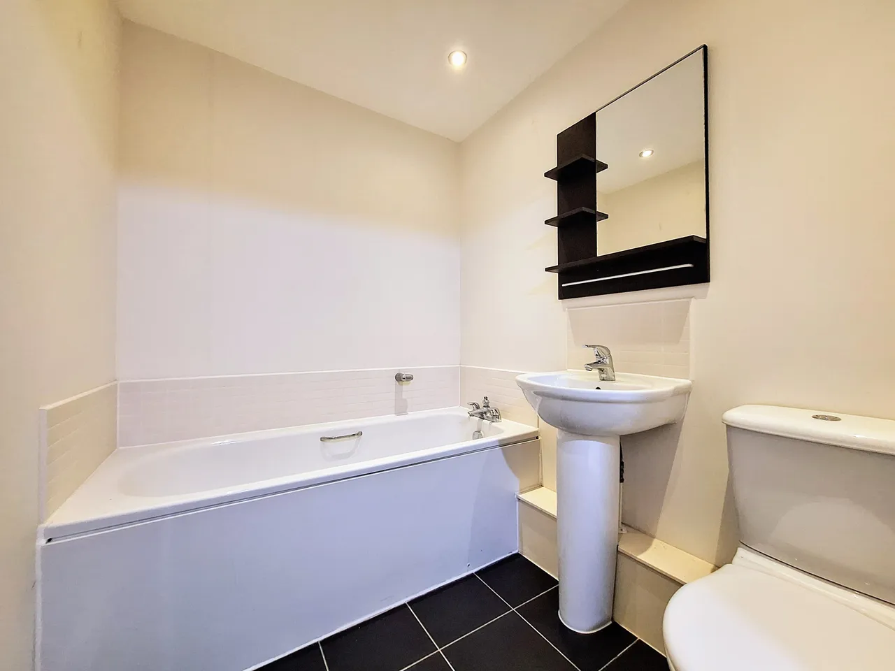 Tanners Close, Crayford, DA1, photo 7