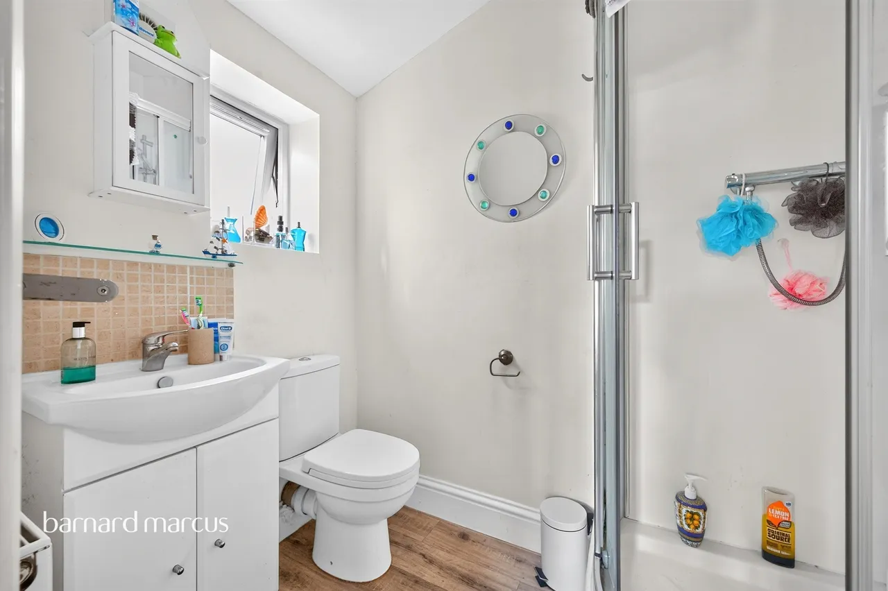 Highdown, Worcester Park, photo 10