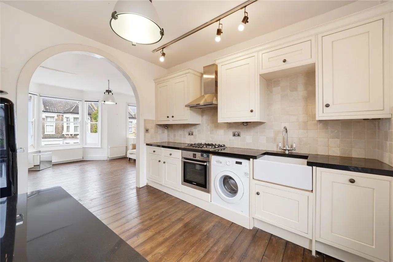 Eccles Road, London, SW11, photo 6