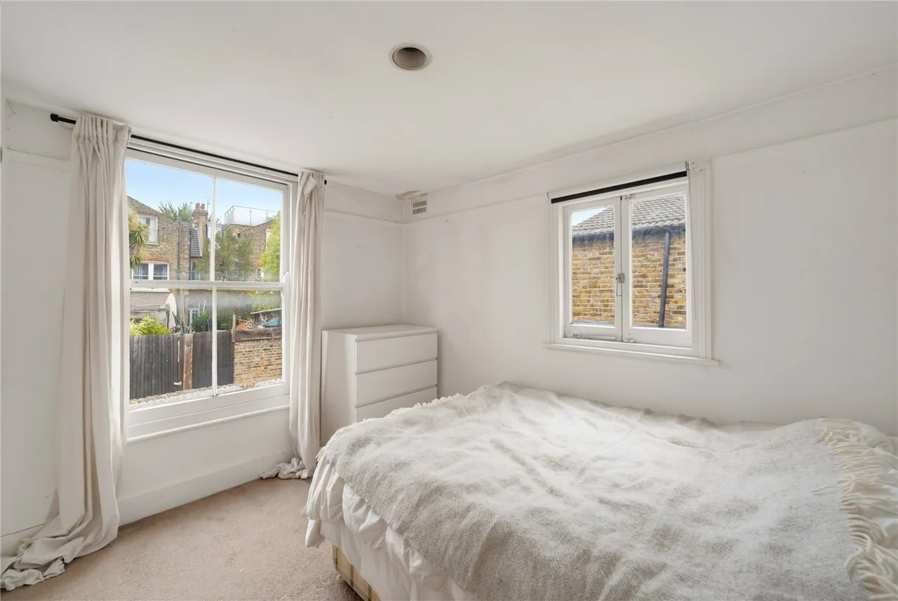 Eccles Road, London, SW11, photo 8