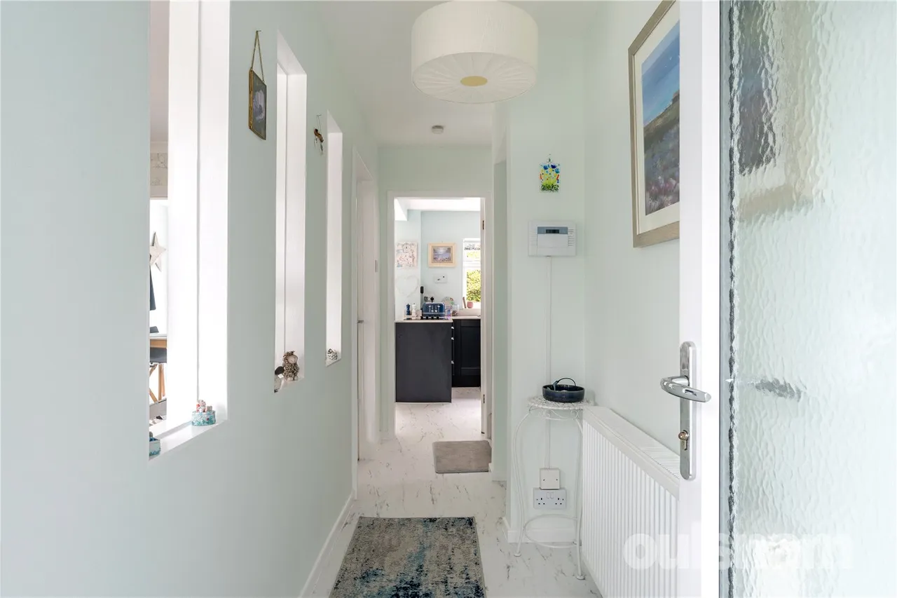 Tanglewood Close, Blackwell, Bromsgrove, Worcestershire, B60 1BU, photo 5