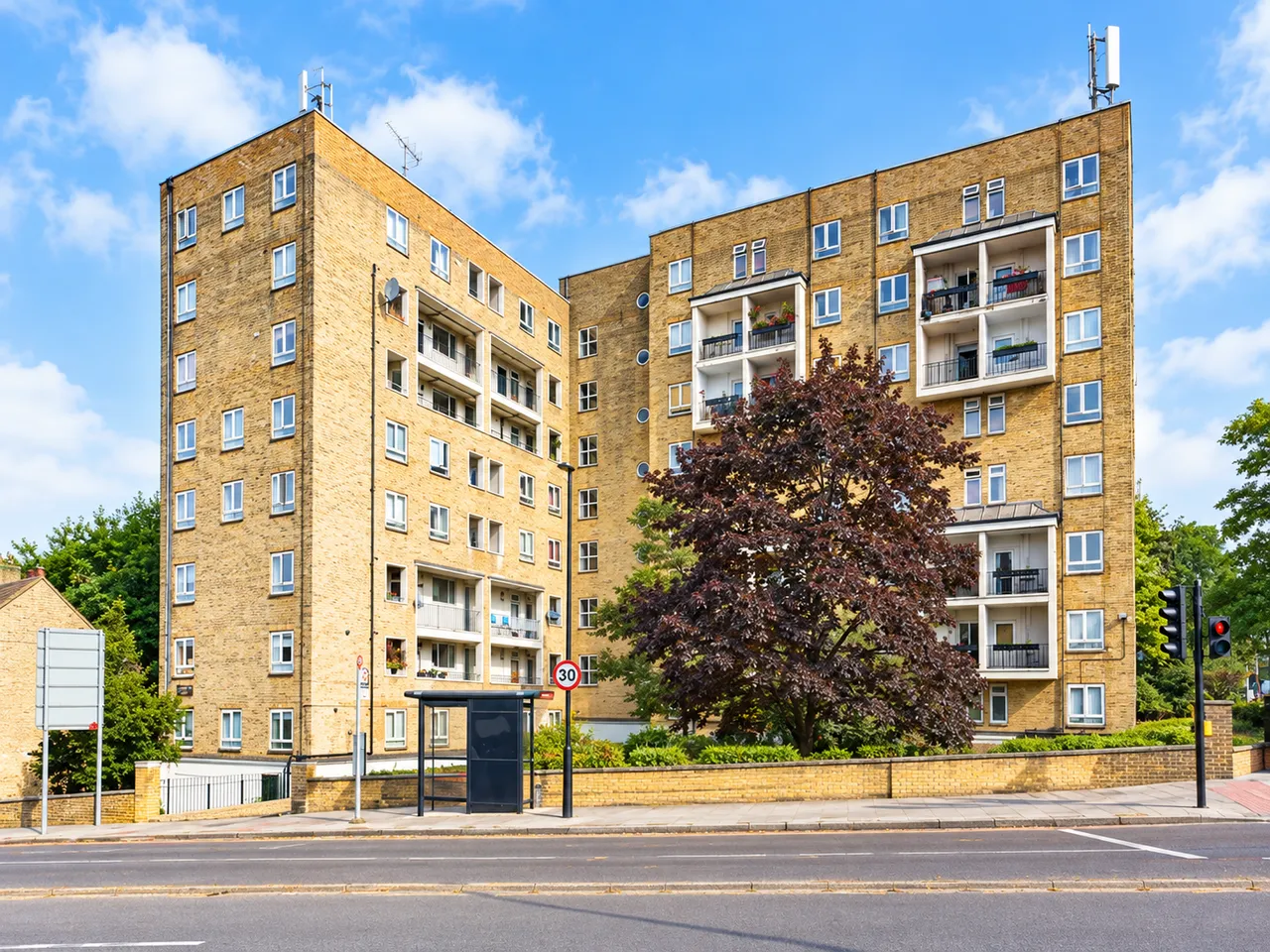 2 bed flat to rent, Hilgrove Road, London, NW6