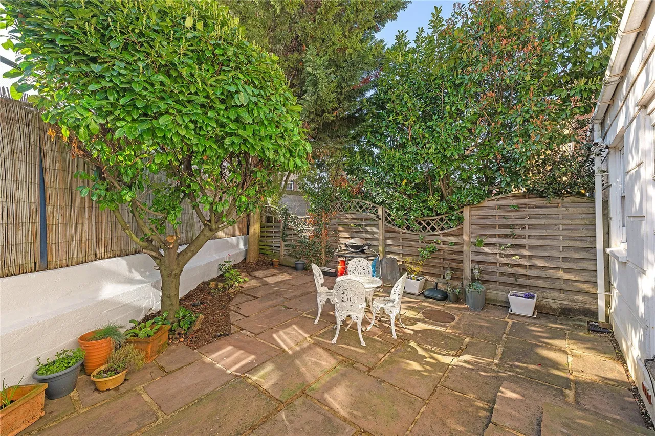 Woodlands Terrace, Rodenhurst Road, London, SW4, photo 2