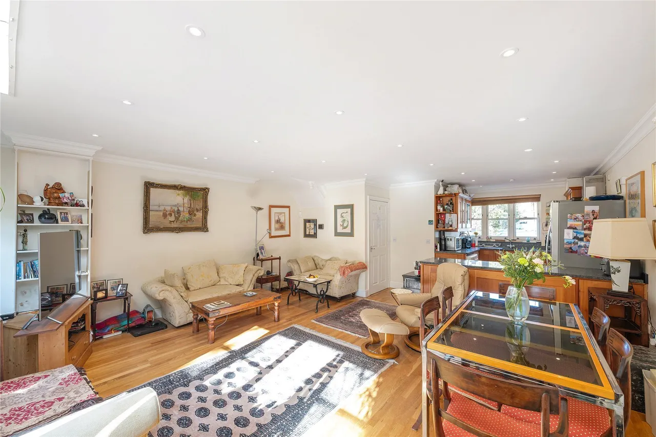 Woodlands Terrace, Rodenhurst Road, London, SW4, photo 3