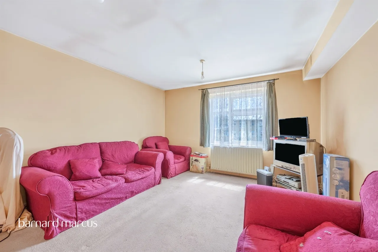 1 bed flat for sale — Hogarth Crescent, Croydon