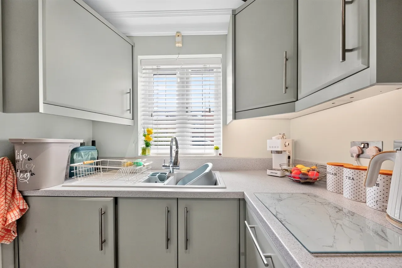 Fullerton Close, Markyate, AL3, photo 6