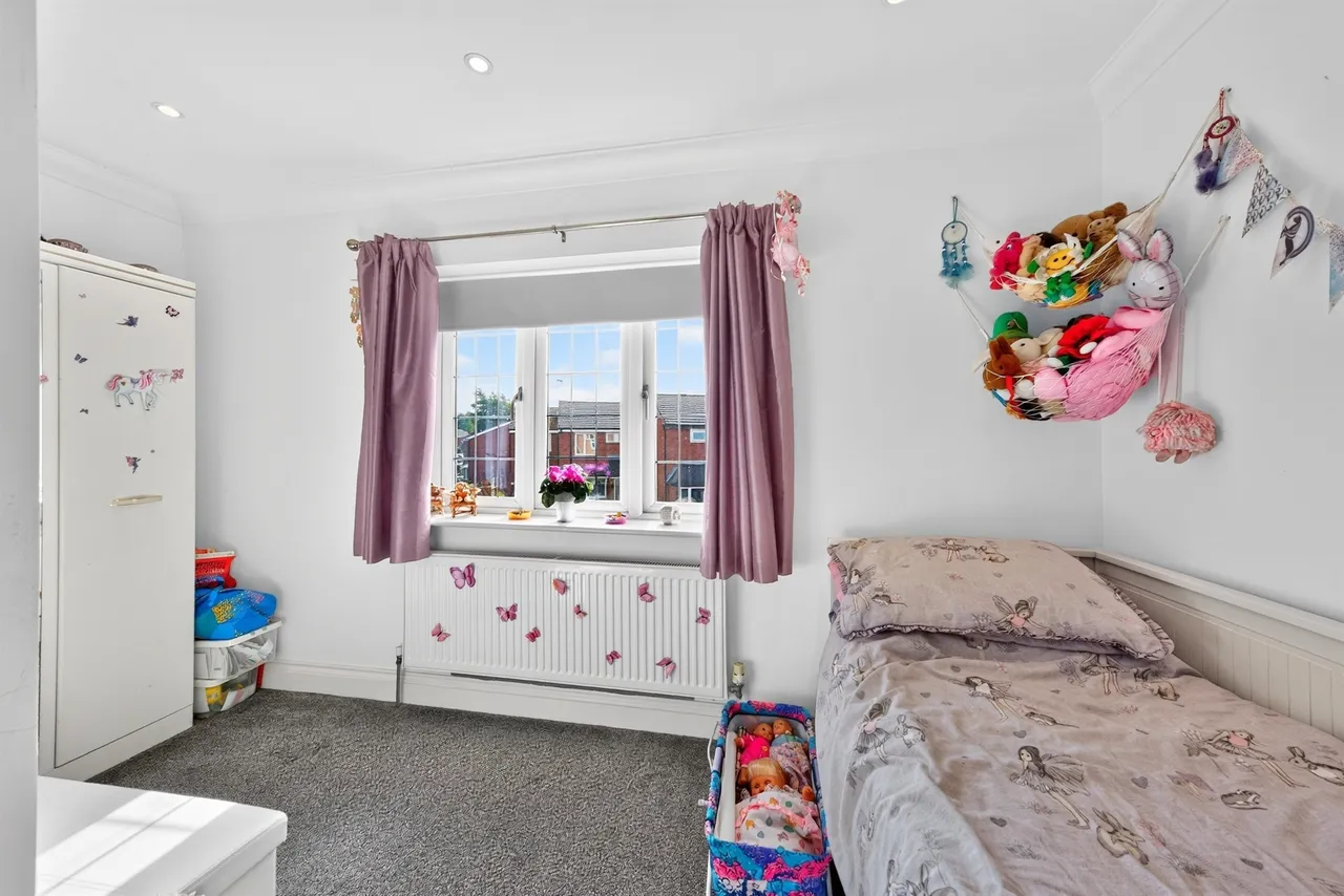 Fullerton Close, Markyate, AL3, photo 11