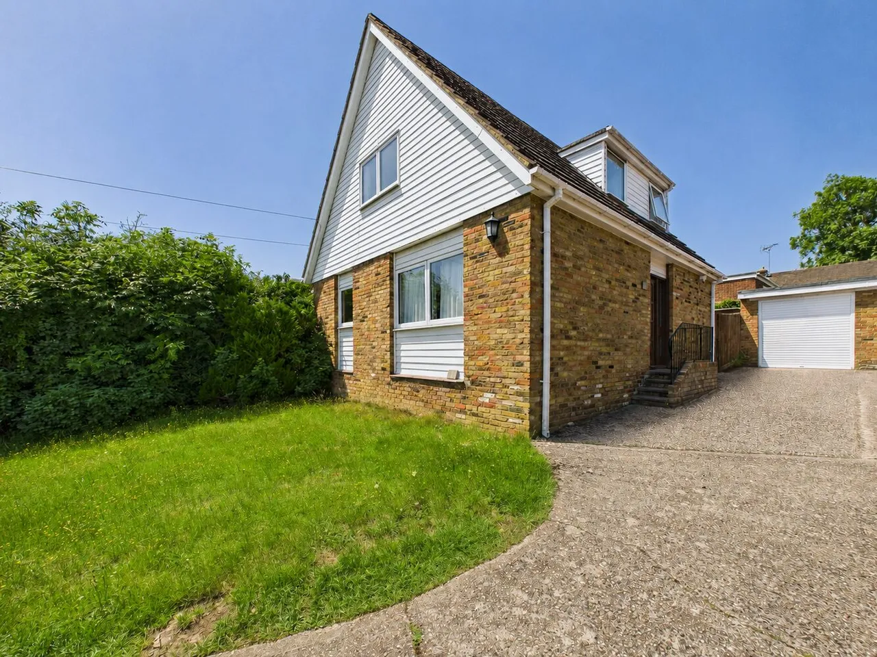 3 bed house for sale, Mountain Ash, Marlow, SL7